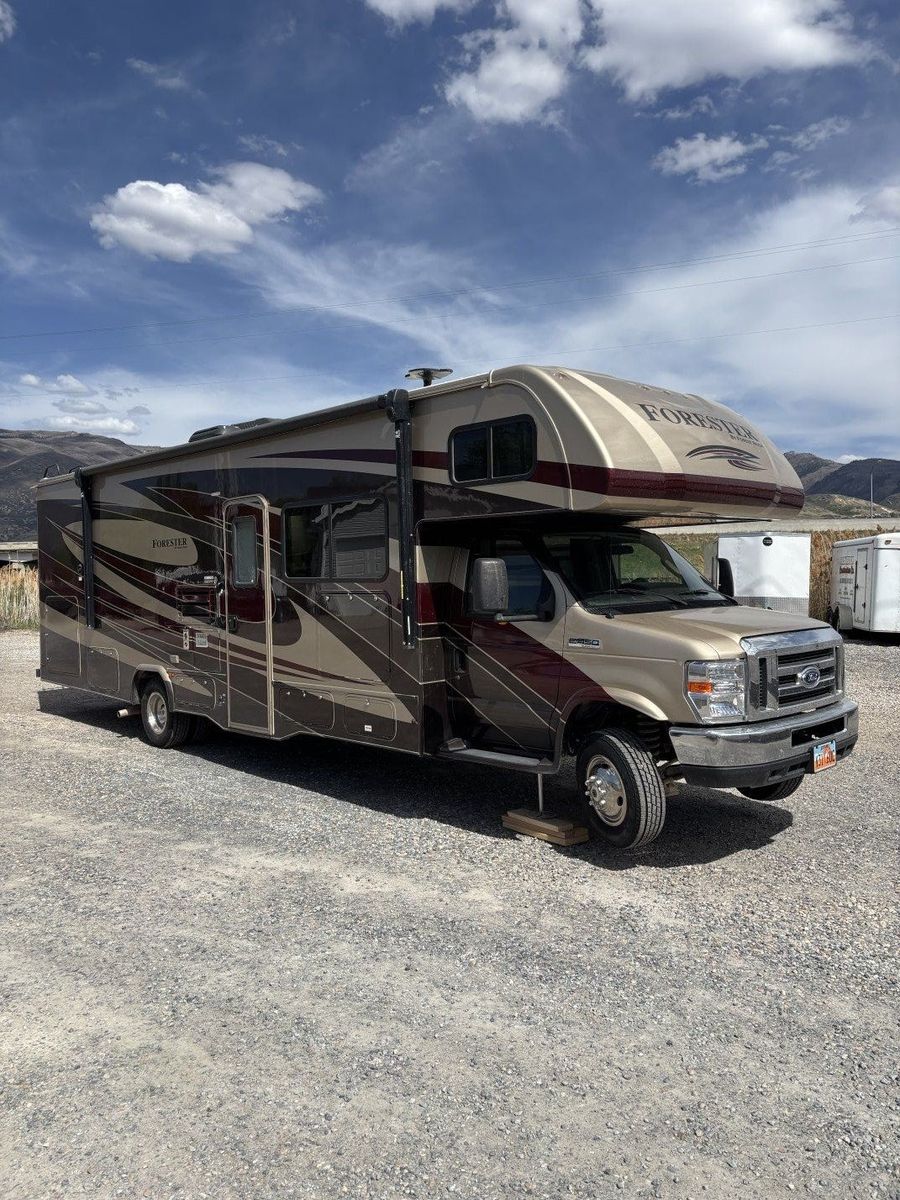 2019 Forest River Foreater