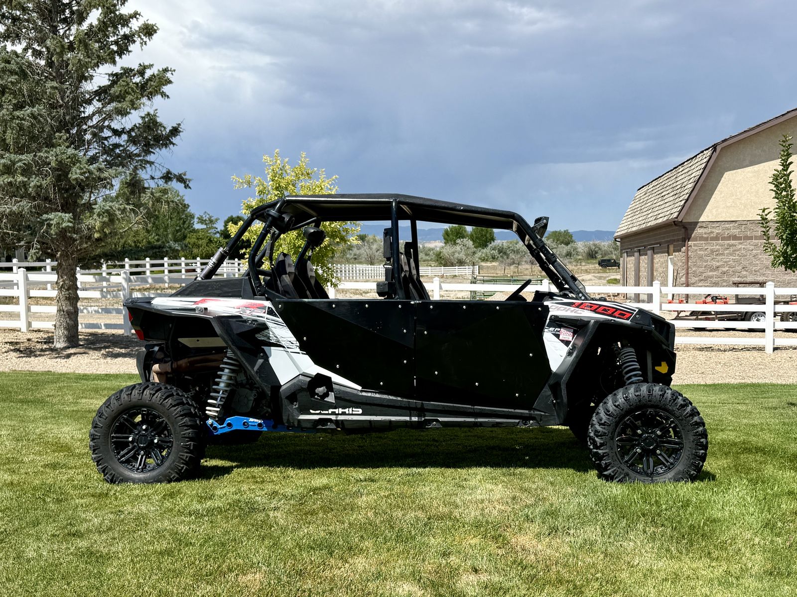2015 Polaris RZR xp 1000