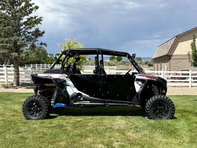 2015 Polaris RZR xp 1000