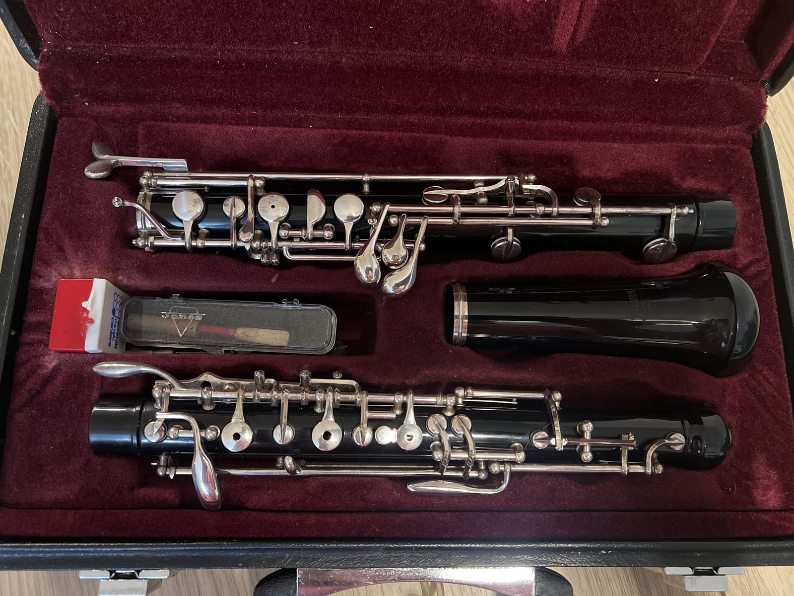 YAMAHA 211 STUDENT OBOE w/ CASE - EXCELLENT!