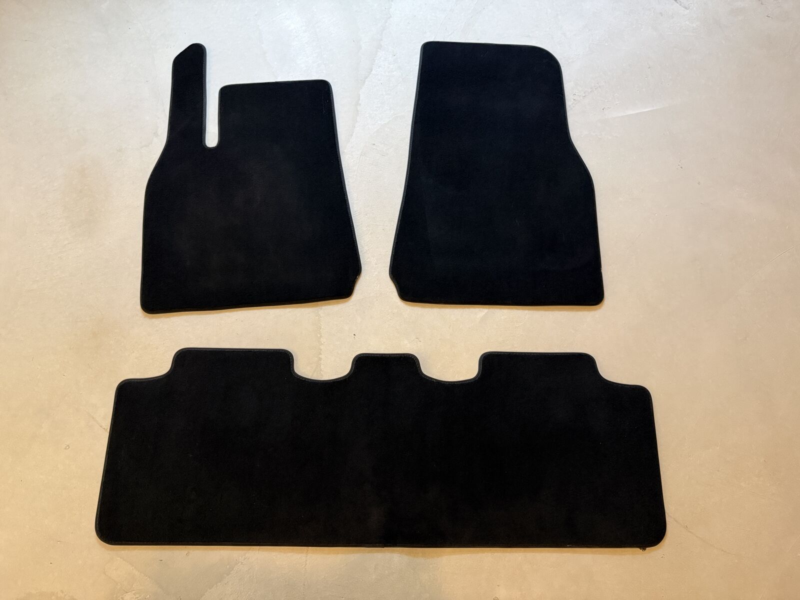 Tesla Model Y Floor Mats (2020–2025)