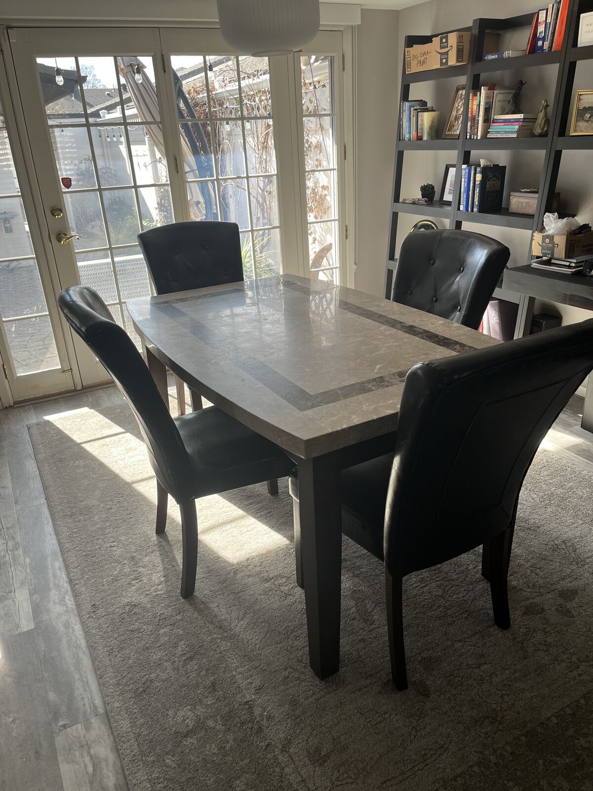 Dining Room Table &4 leather chairs