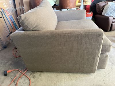 Crate and barrel deep love seat