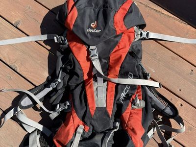Deuter Pace 30 Backpack