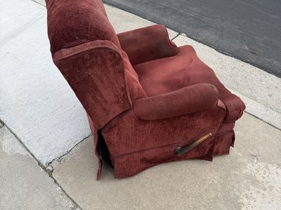 Recliner - free