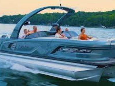 2026 Avalon Excalibur Elite Windshield 27 FT