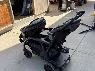 Graco Modes Duo Double Stroller - Versatile Seating Options