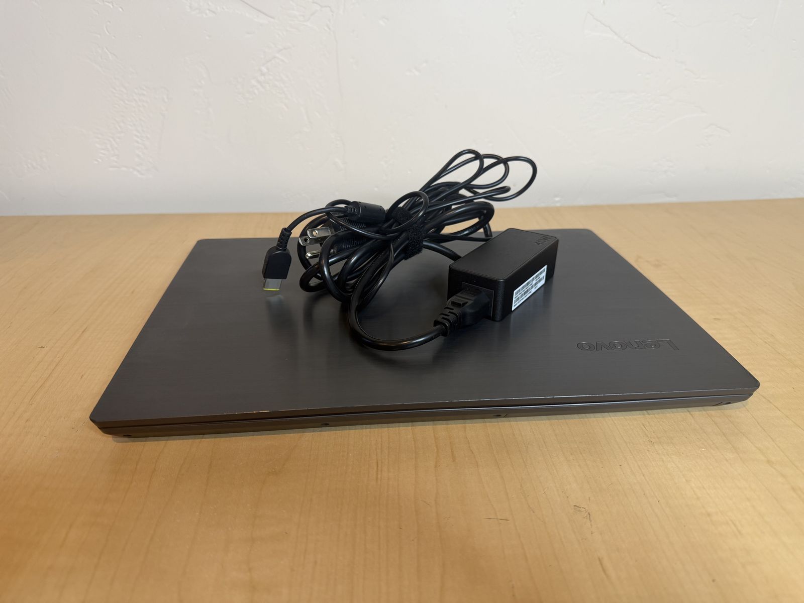 Main image 6