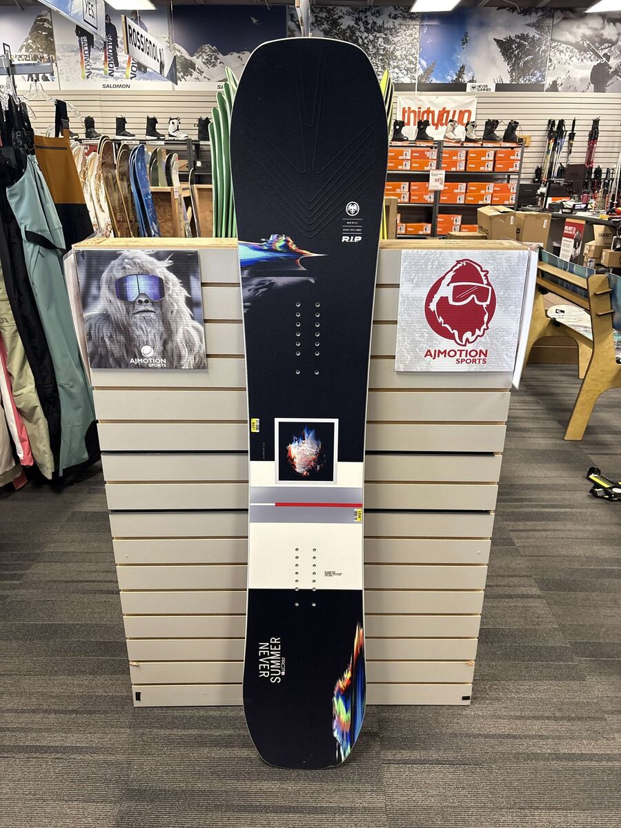 Never Summer Proto Type 3 160cm Snowboard - Lightly Used (2026)