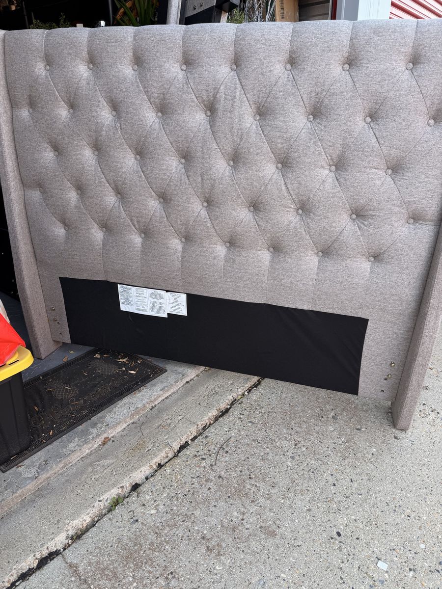Queen Tufted Headboard and Adjustable Bed Base + beauty rest mattress