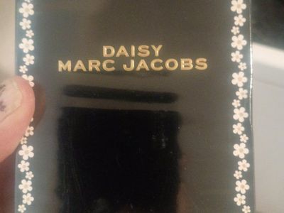 daisy marc jacobs perfume