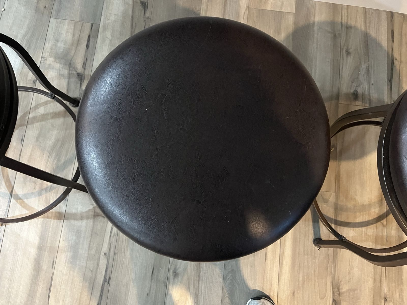 Main image 4