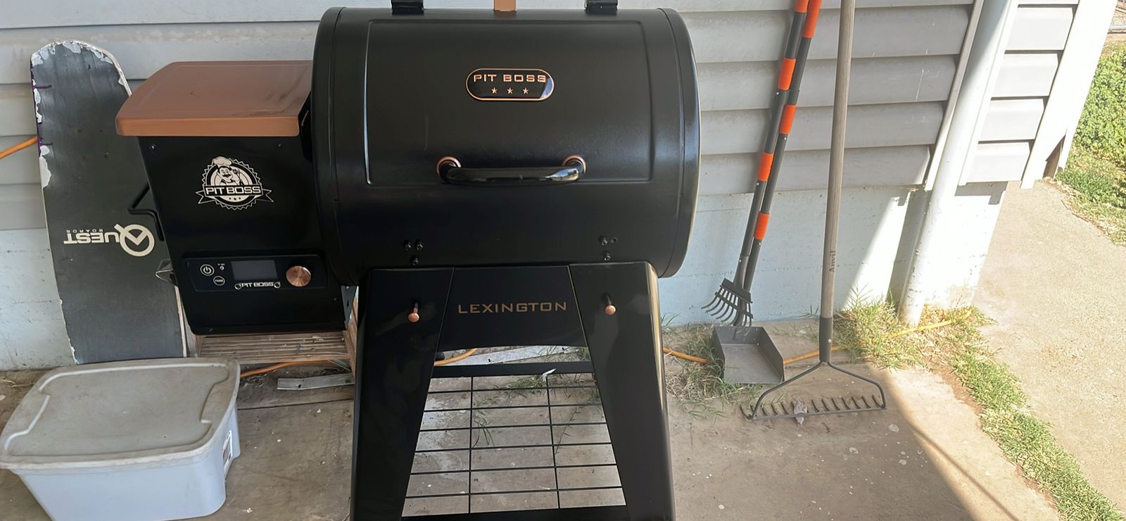 Pit boss electric smoker