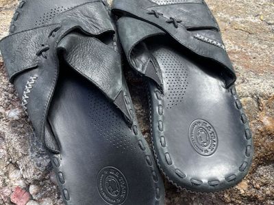 HS Trask Black Leather Mules-Excellent Sz 11 $ave