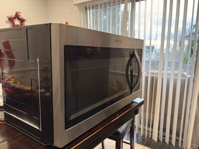 Whirlpool countertop microwave