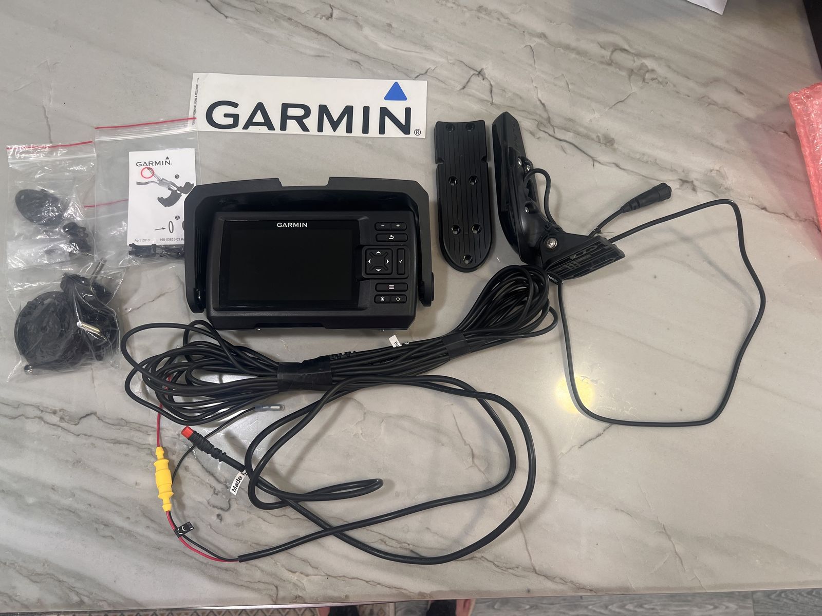 Garmin STRIKER Vivid 5cv Fish Finder with GT20-TM Transducer – Complete & Excellent Condition
