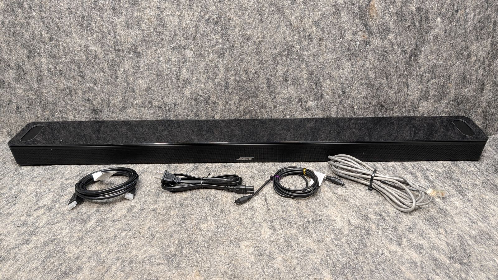 Bose Smart Ultra Dolby Atmos Soundbar, All-in-One Surround Sound System 441451