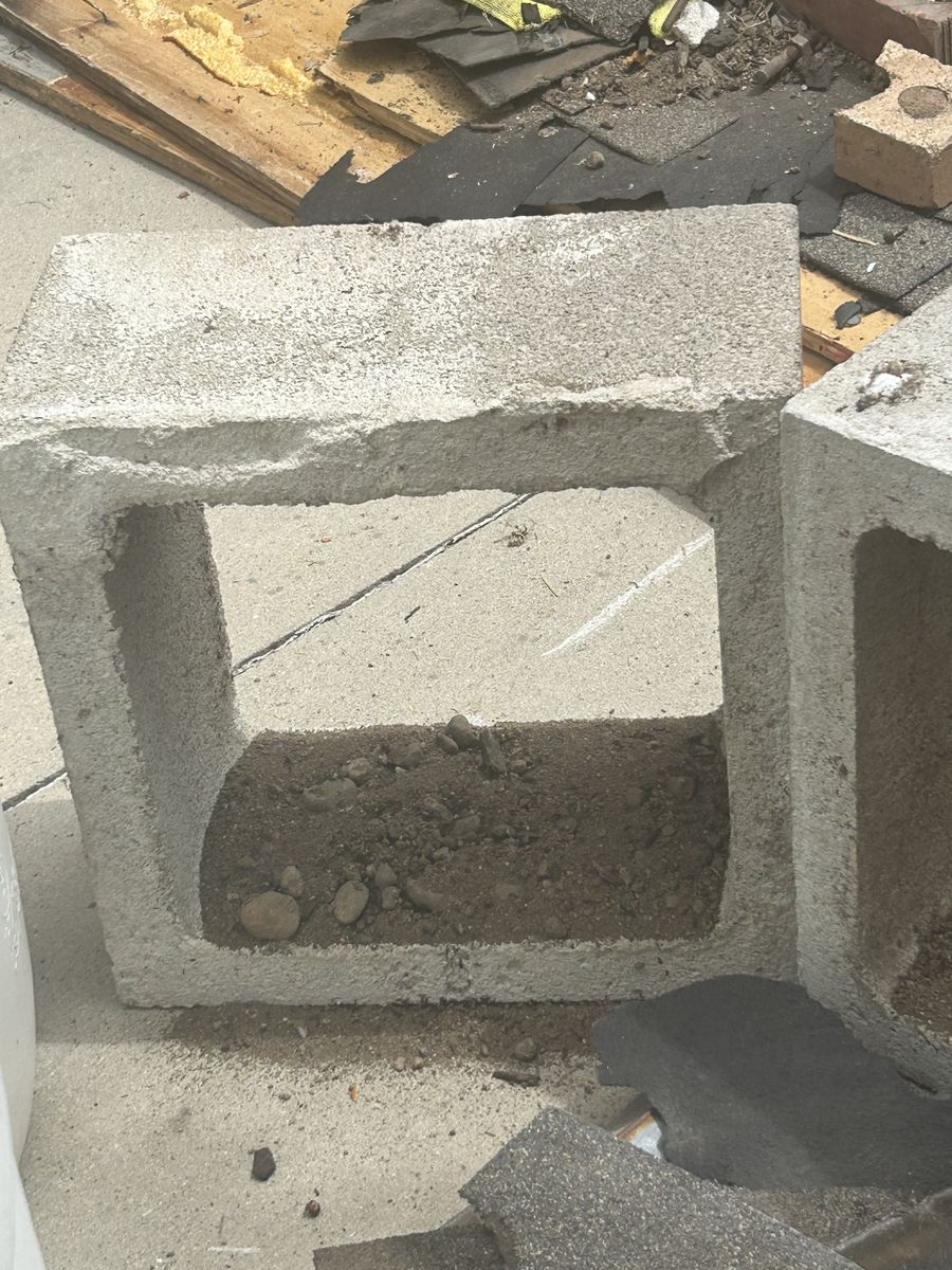 Main image 4