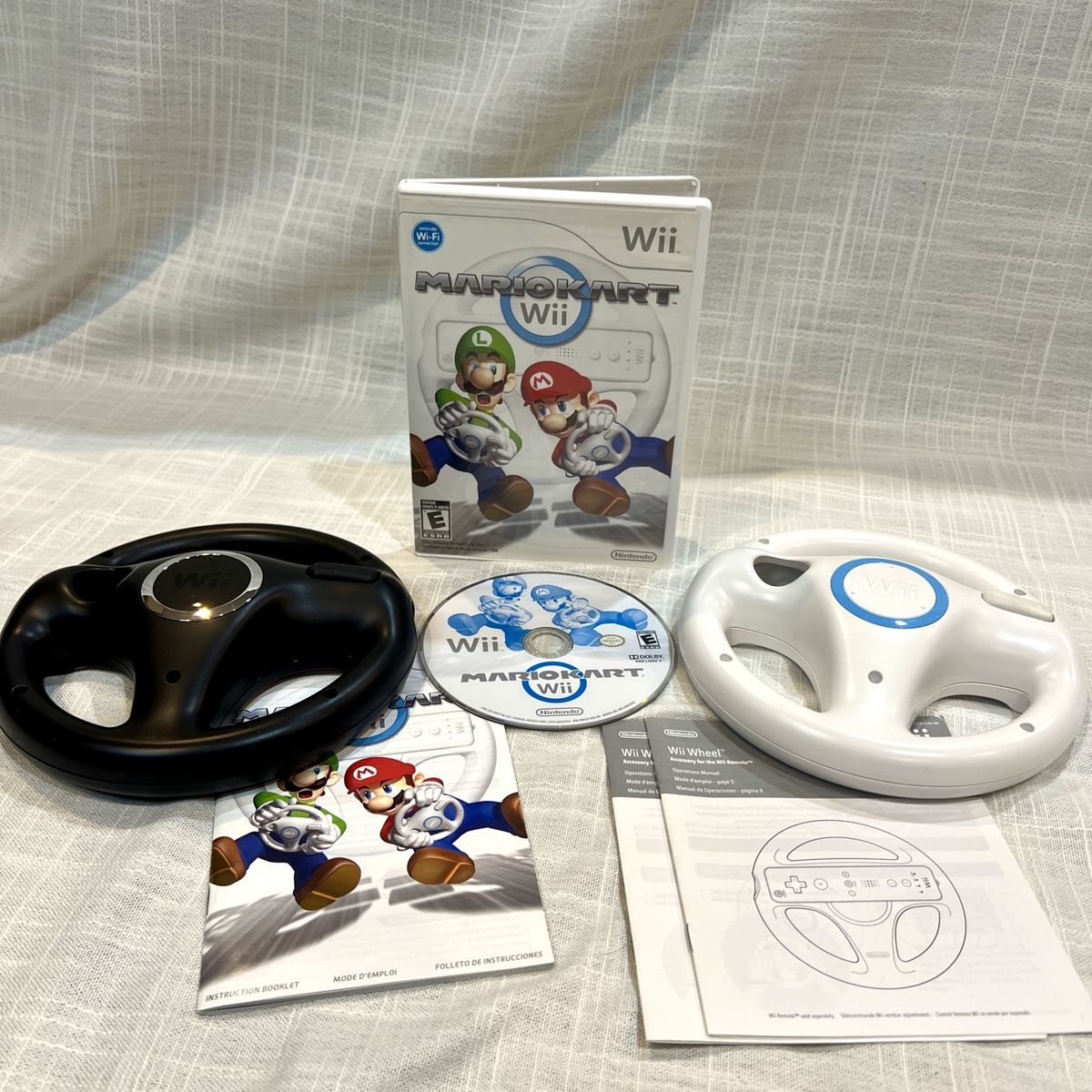 Nintendo Wii Mario Kart With 2 Steering Wheels
