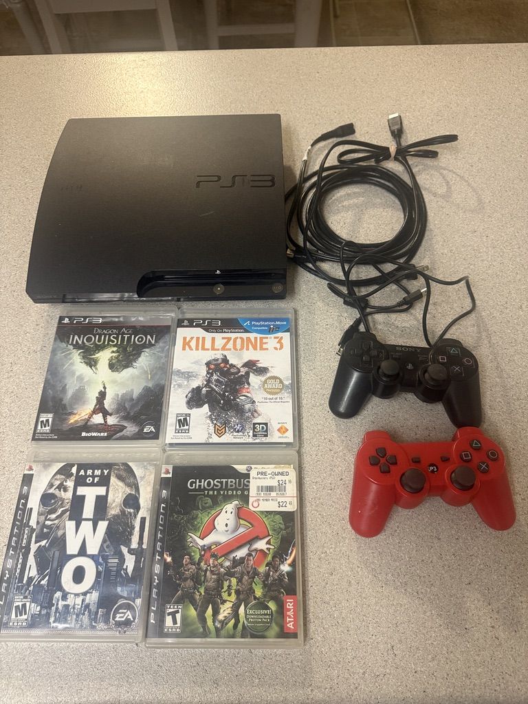 PS3 Slim 250GB Bundle Console 2 Controllers 4 Games Cables CECH 2001b
