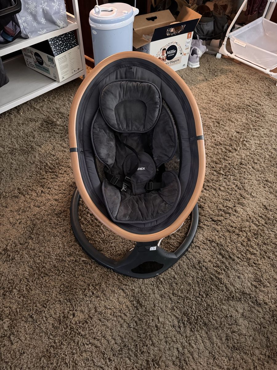 Cybex Lemo Bouncer: 3-in-1 Design, Newborn to 3 Years, Adjustable Recline, Gray/Wood Finish