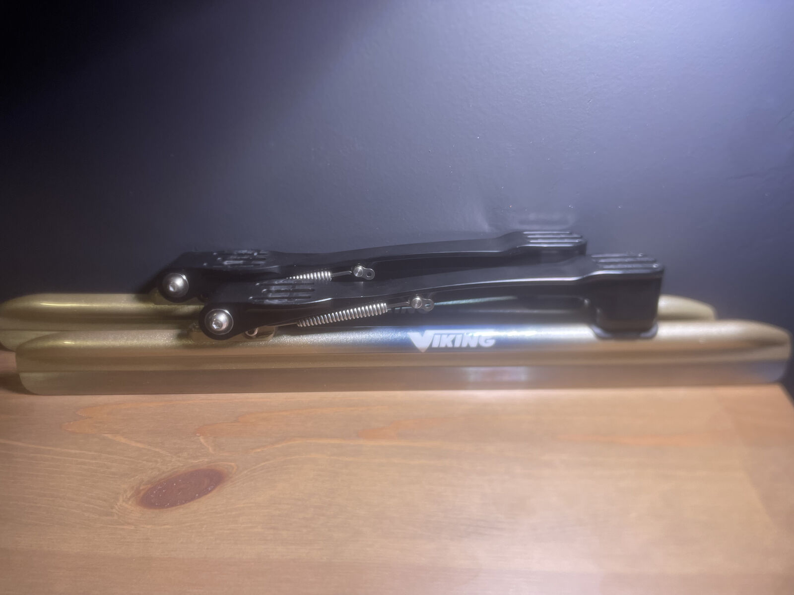 Viking Icon Speed Skate Blades 17 inch, 42/43 Bridge