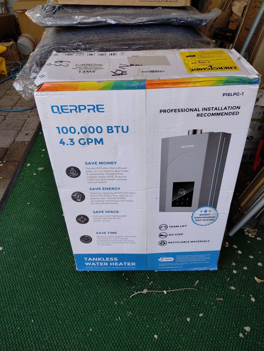 TANKLESS HOT WATER HEATER PROPANE  GREAT FOR  CABIN OR  OTHER REMOAT LOC