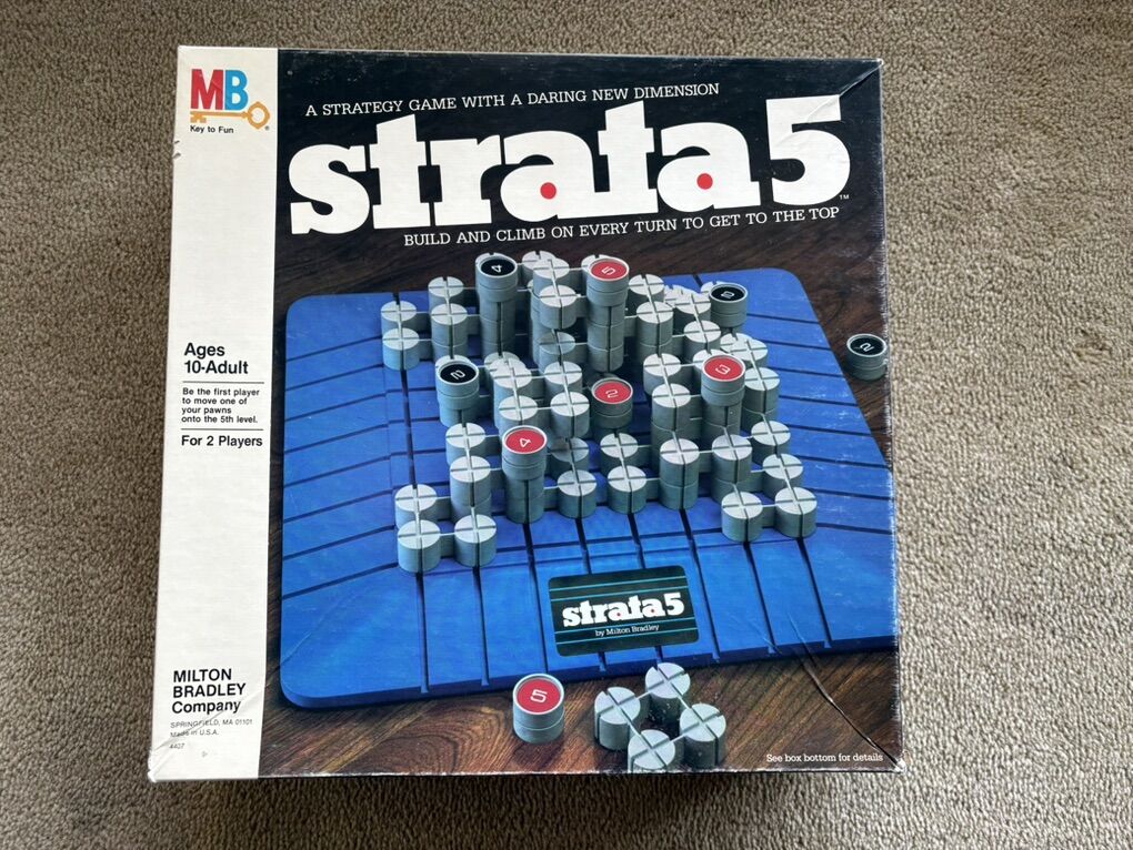 COMPLETE Vintage Strata 5 Game