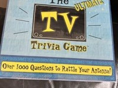 The Ultimate TV Trivia Game - Over 1000 Questions Party Board Game