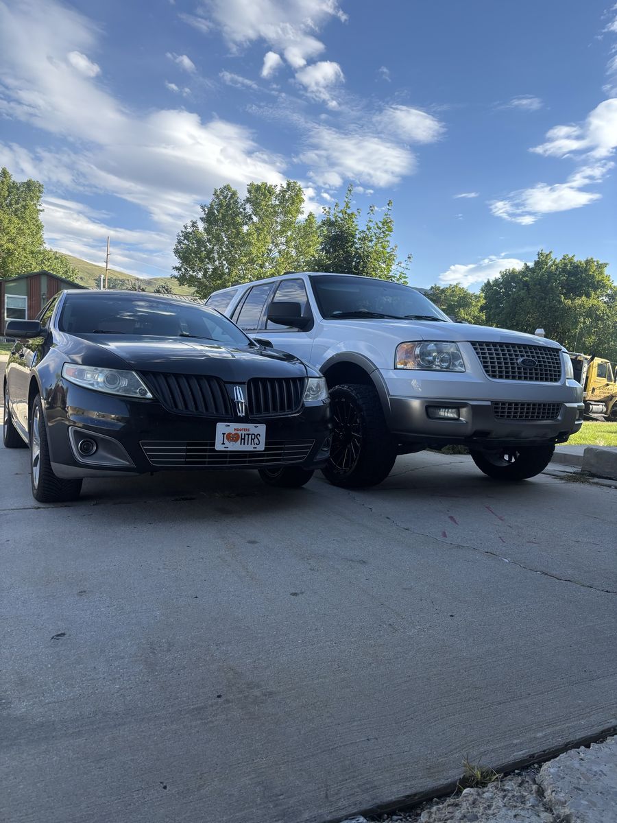 2009 Lincoln MKS Base