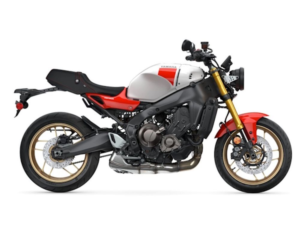 2025 Yamaha XSR900