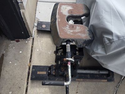 5th wheel hitch