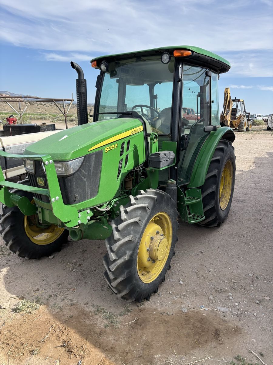 2019  Deere 5075E Cab Tractor with multiple implements. 
