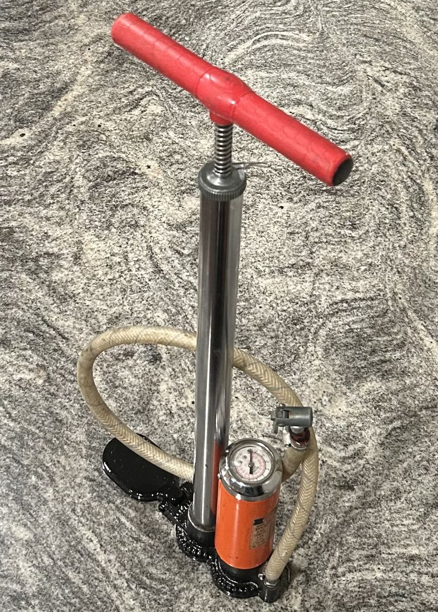 Vintage Meidai Bicycle Tire Pump