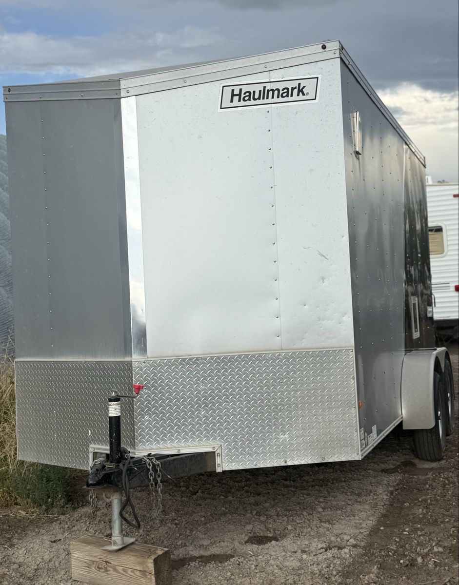 2016 Hallmark Transport cargo trailer
