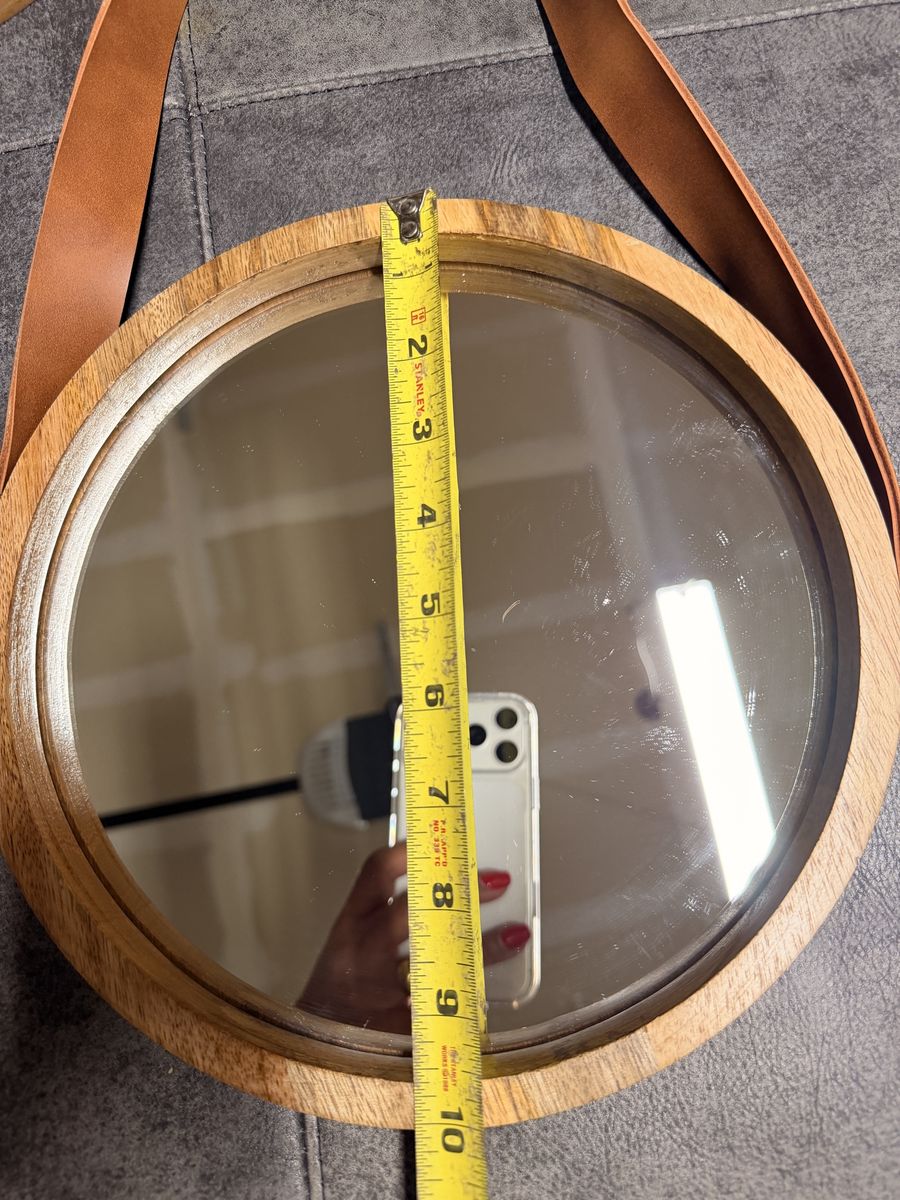 Main image 3