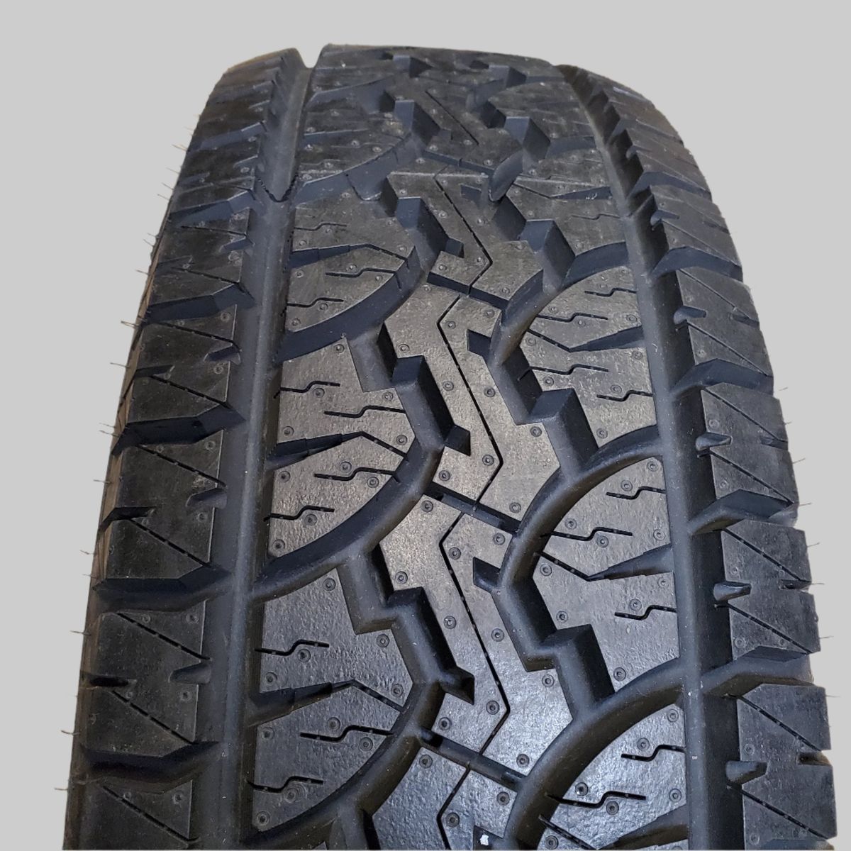 4 GT RADIAL ADVENTURO AT3 OWL LT 265 75 16 123/120S LRE 10PLY ALL TERRAIN TIRE AS092