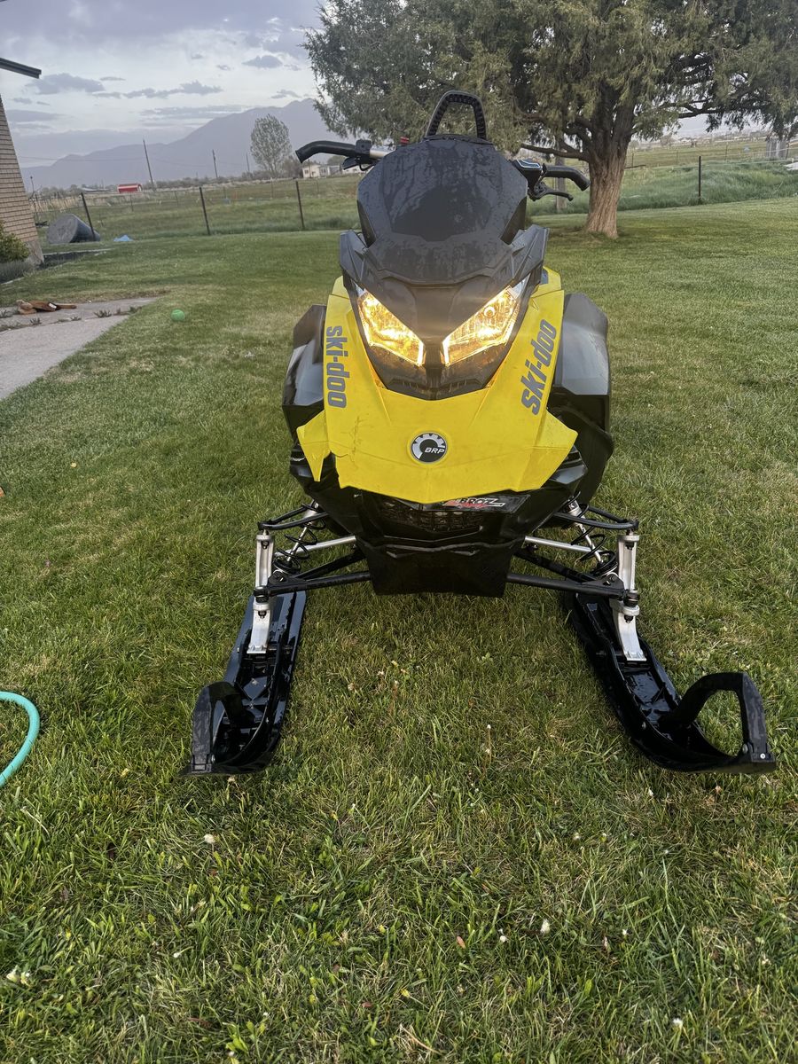 2017 skidoo summit sp 165