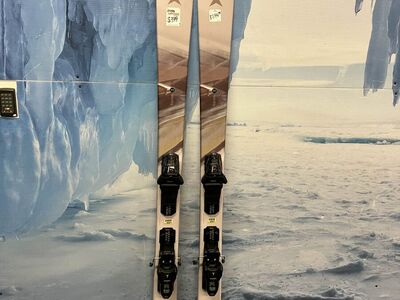 Atomic Maven 84R 171cm Women's Skis w/ Atomic M10 GW Bindings - Used