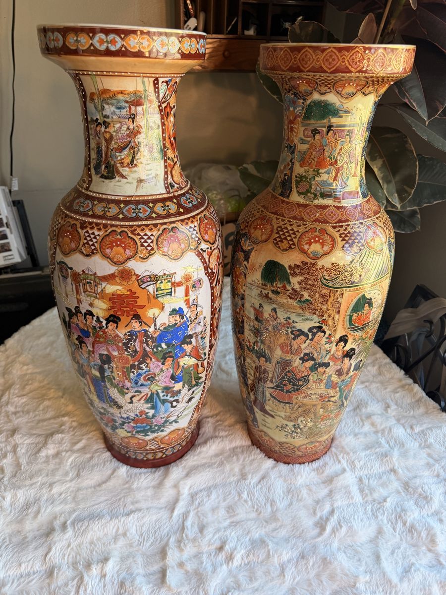 2 Large Japanese Satsuma Style Geisha Floor Vase Asian Decorative Porcelain Vase