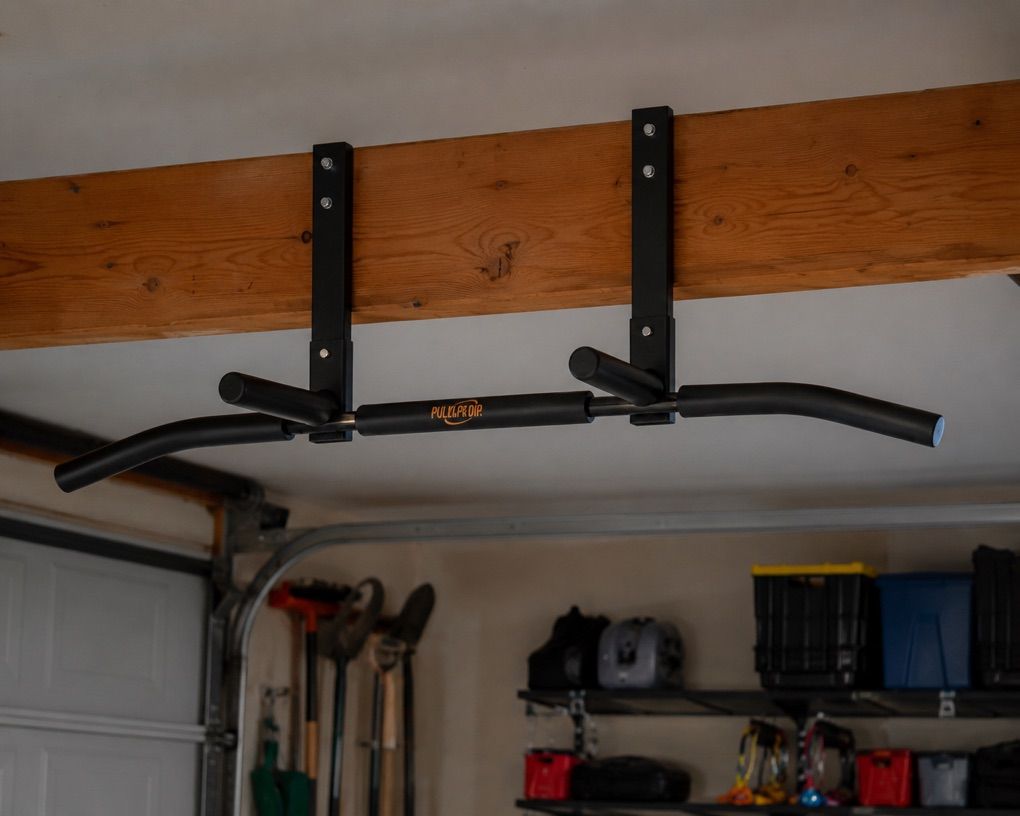 Pull up bar