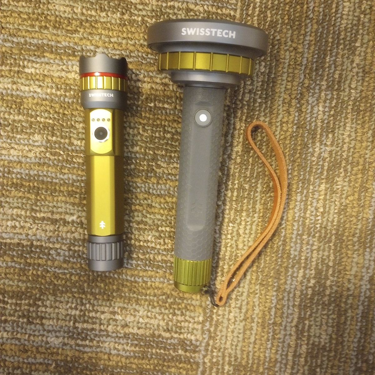 Swisstech Flashlight Set