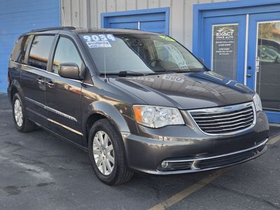2016 Chrysler Town and Country Touring