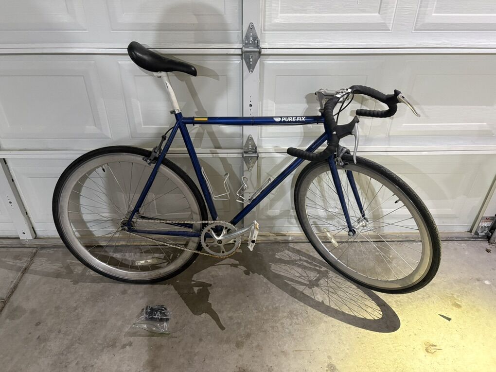 Pure Fix Single Speed / Fixed Gear Road Bike