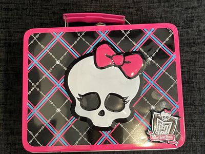 New Monster High Tin Lunch Box / Storage Case with Pink Handle and Character Graphics