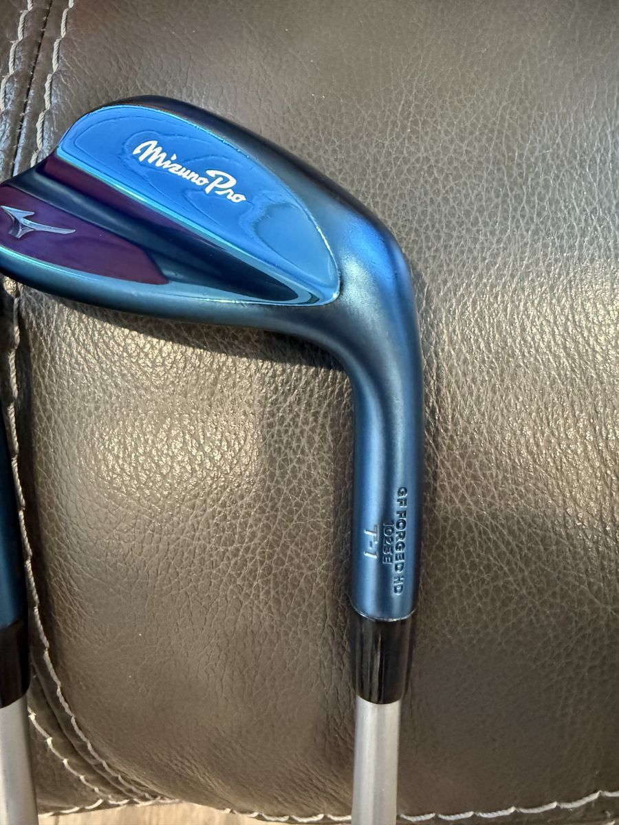 Mizuno Pro T-1 wedges.