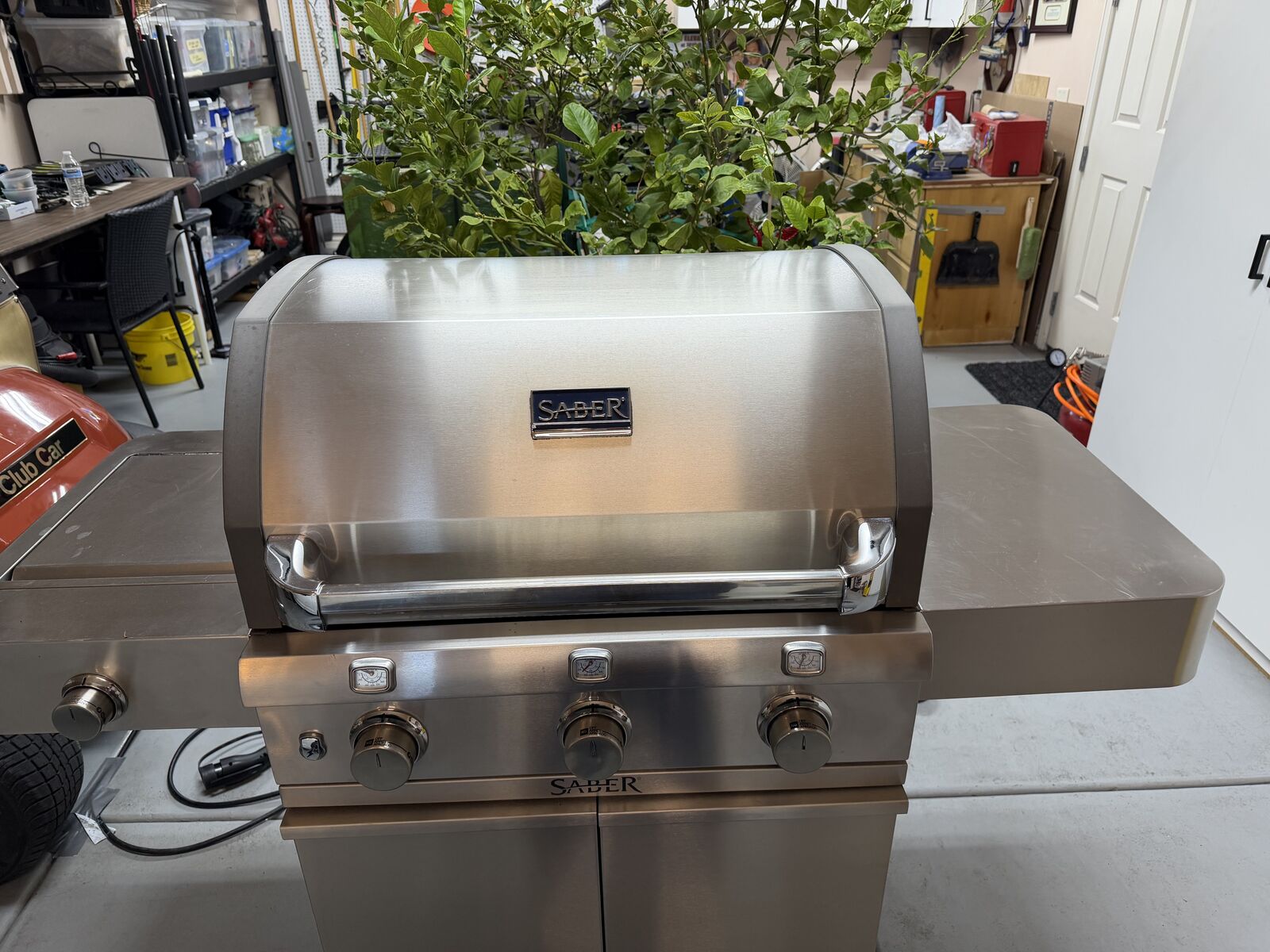 Saber Natural Gas grill