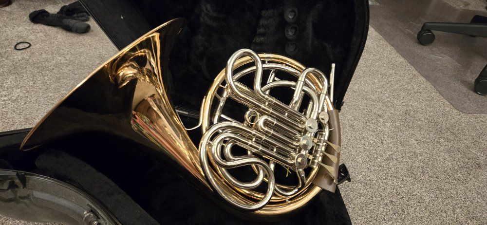 1999 C.G. Conn 8D Double French Horn w/ Rose Brass Bell (Serial #782904) – Excellent Condition