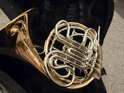 1999 C.G. Conn 8D Double French Horn w/ Rose Brass Bell (Serial #782904) – Excellent Condition