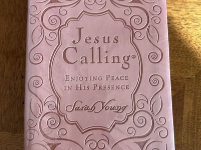 Jesus Calling Sarah Young New Pink Leather Cover